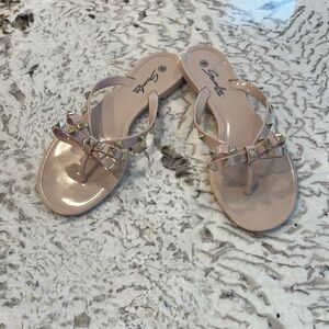 Cream Sandals with Bow Detail